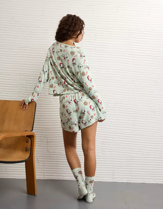 AE Luxe Plush Snoopy Holiday PJ Set
