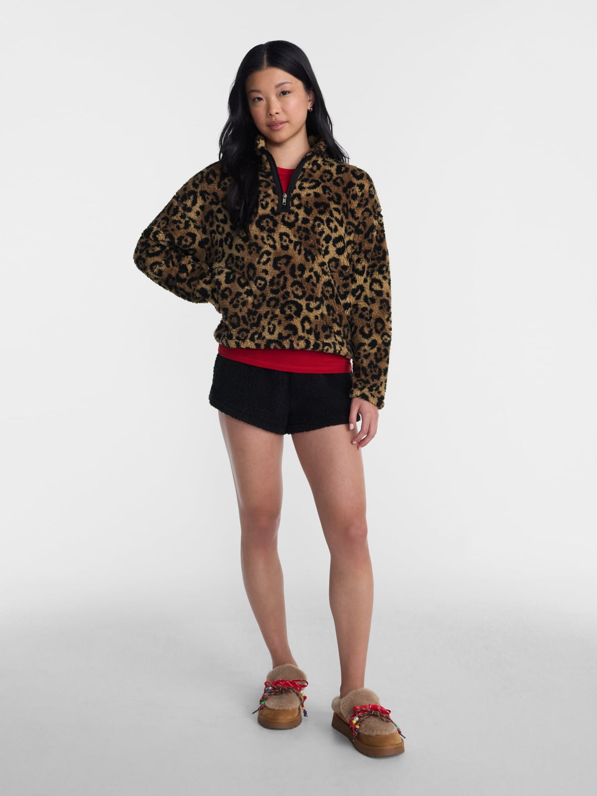 No Boundaries Faux Shearling Plush Pullover para mujer, NOB Animal, fotografía adicional de diseño y corte #color_NOB Animal