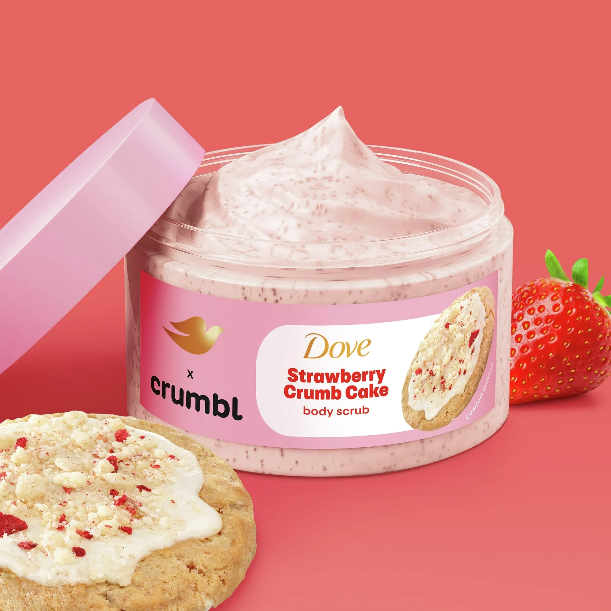 Crumbl Exfoliating Body Scrub Strawberry Cookie