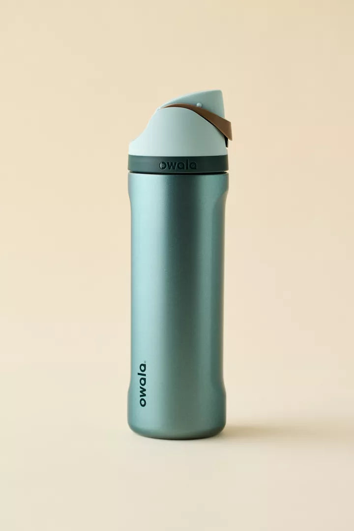 Holiday Collection FreeSip Water Bottle 24 Oz