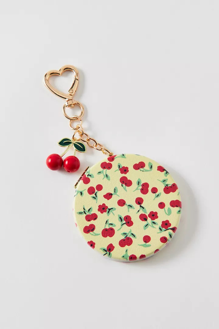 #Color_UO Cherry Land
