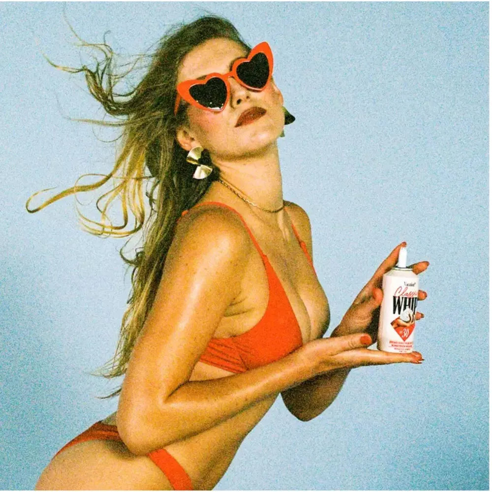 protector solar corporal en mousse Vacation SPF 30 de amplio espectro