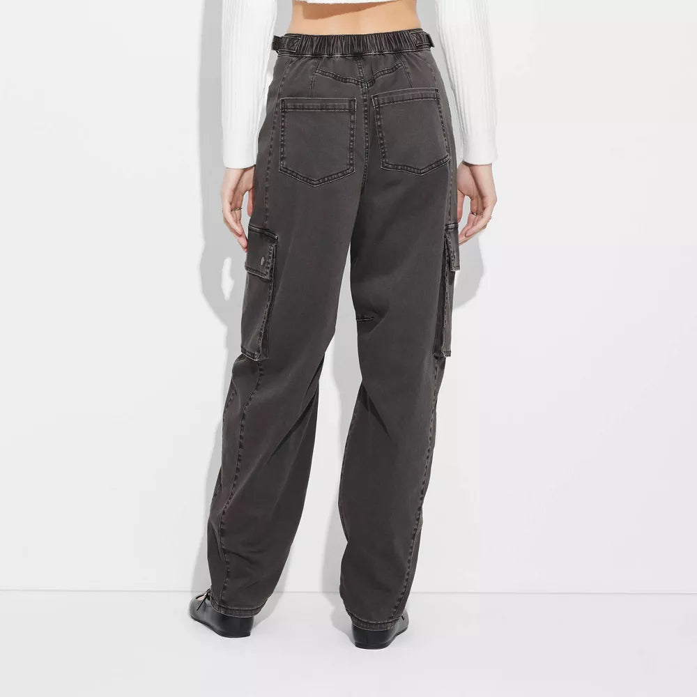 Mid-Rise Barrel Cargo Pants