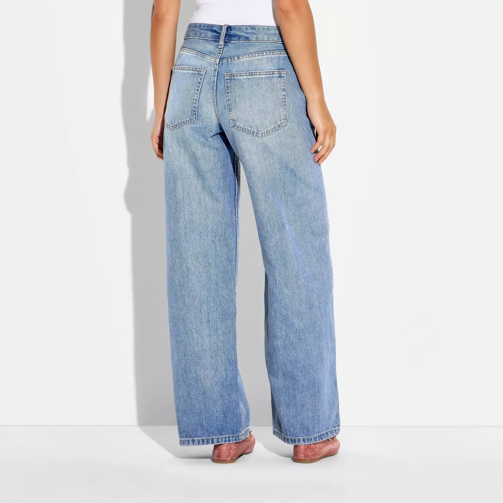 #color_WF Medium Wash - Floral Print Waistband