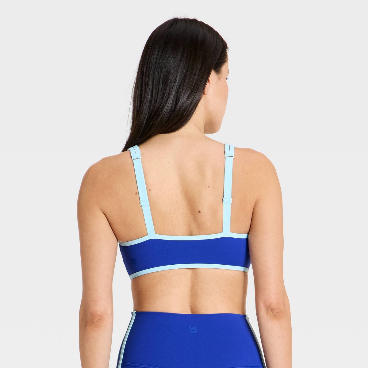 Women's Everyday Soft Light Support Retro Contrast Hem Sports Bra - (M)