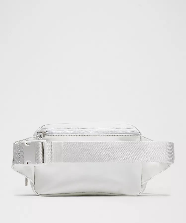 Everywhere Belt Bag Large 2L