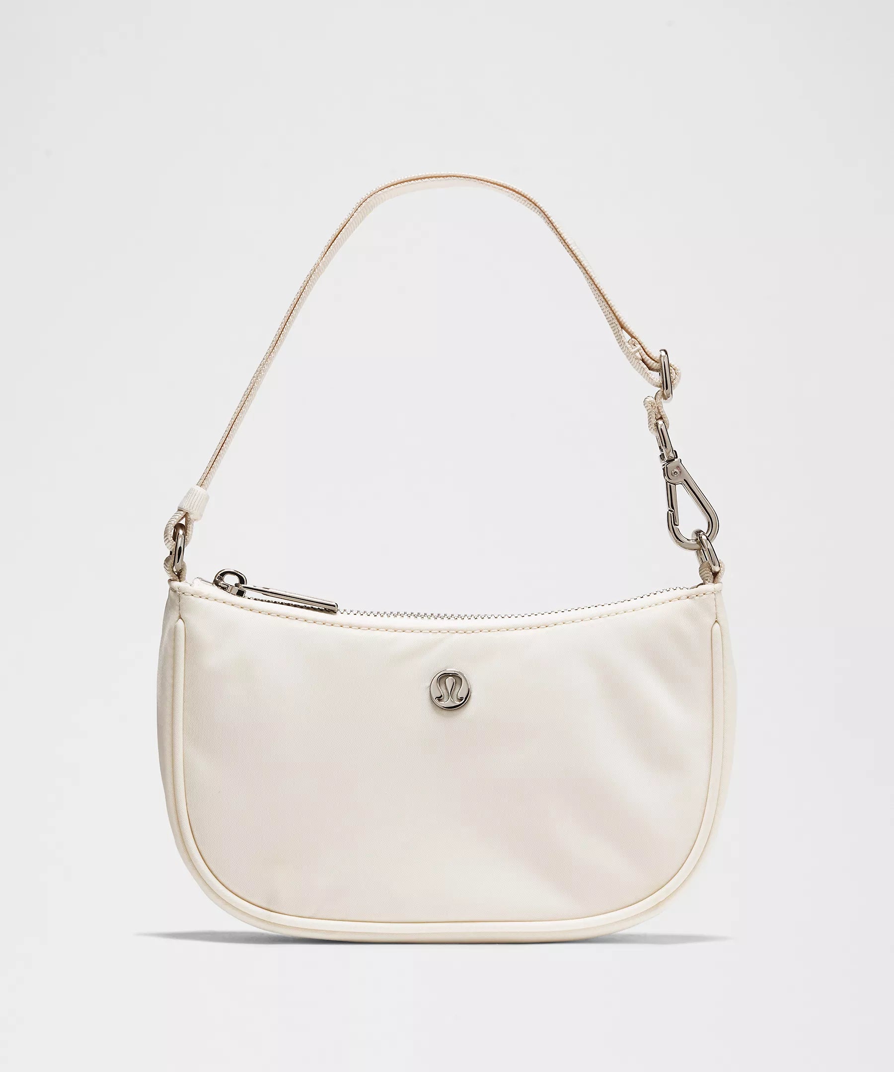 #color_LL Light Ivory