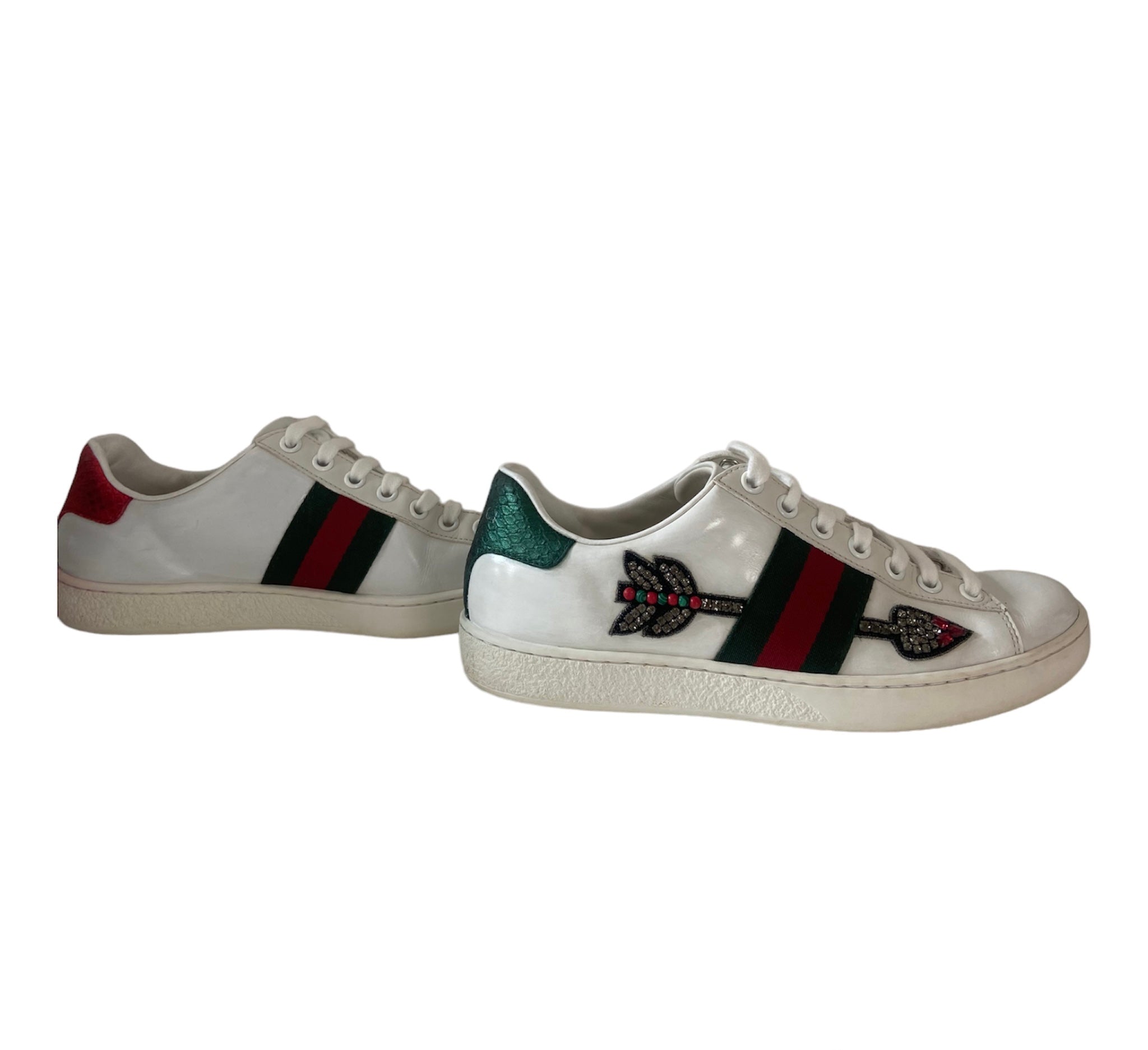 Zapatillas Ace Gucci de piel con parche de flecha