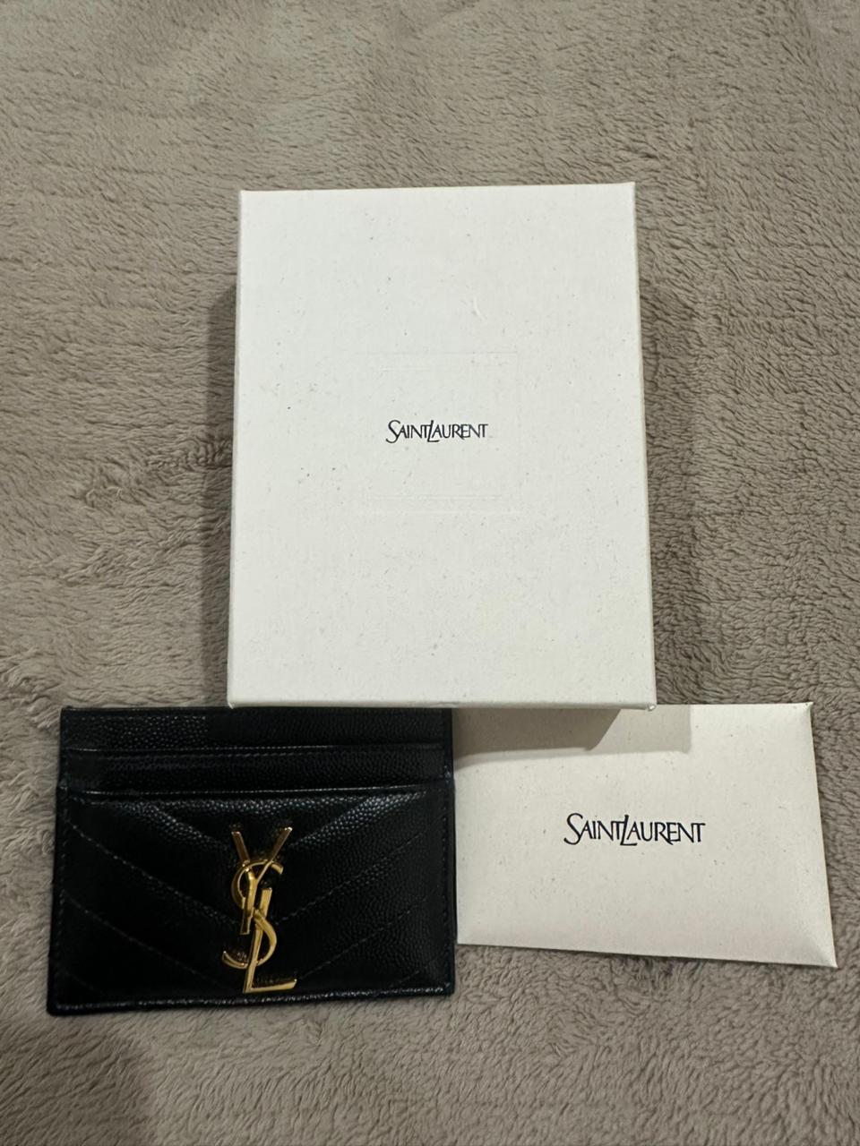 Tarjetero en piel Cassandre Matelassé Mujer