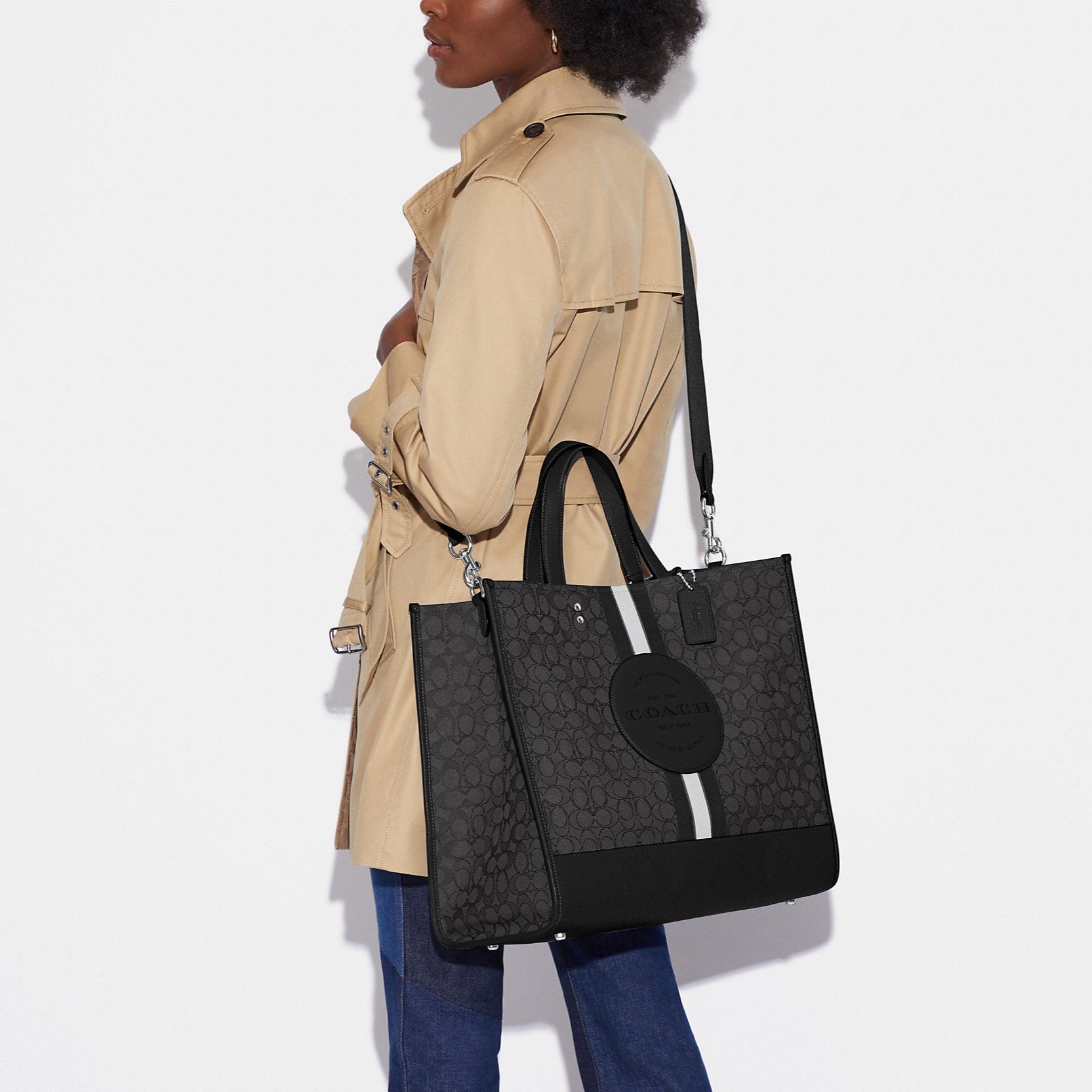 Dempsey Tote 40 In Signature Jacquard With Stripe And Coach Patch