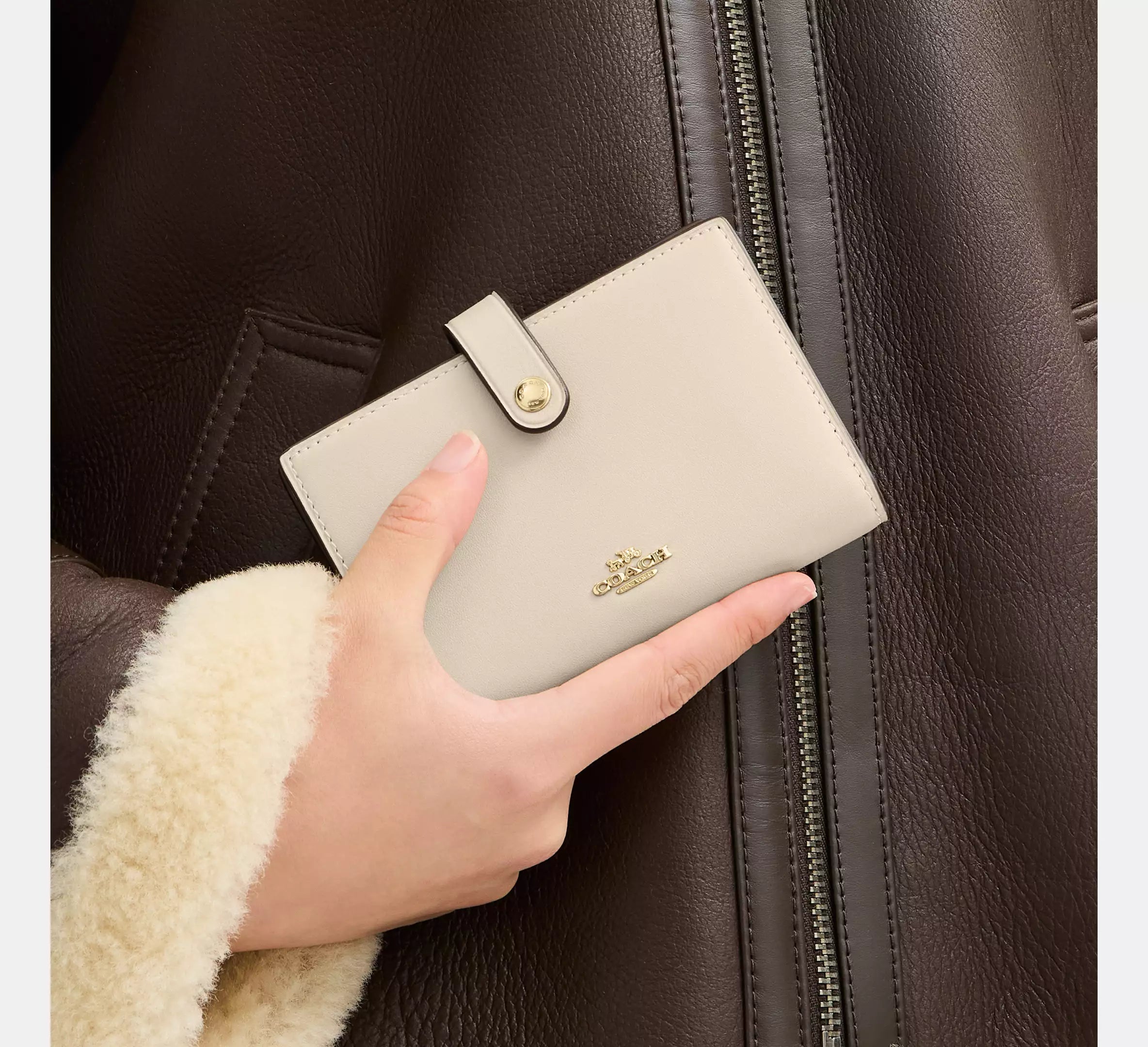 #color_beige