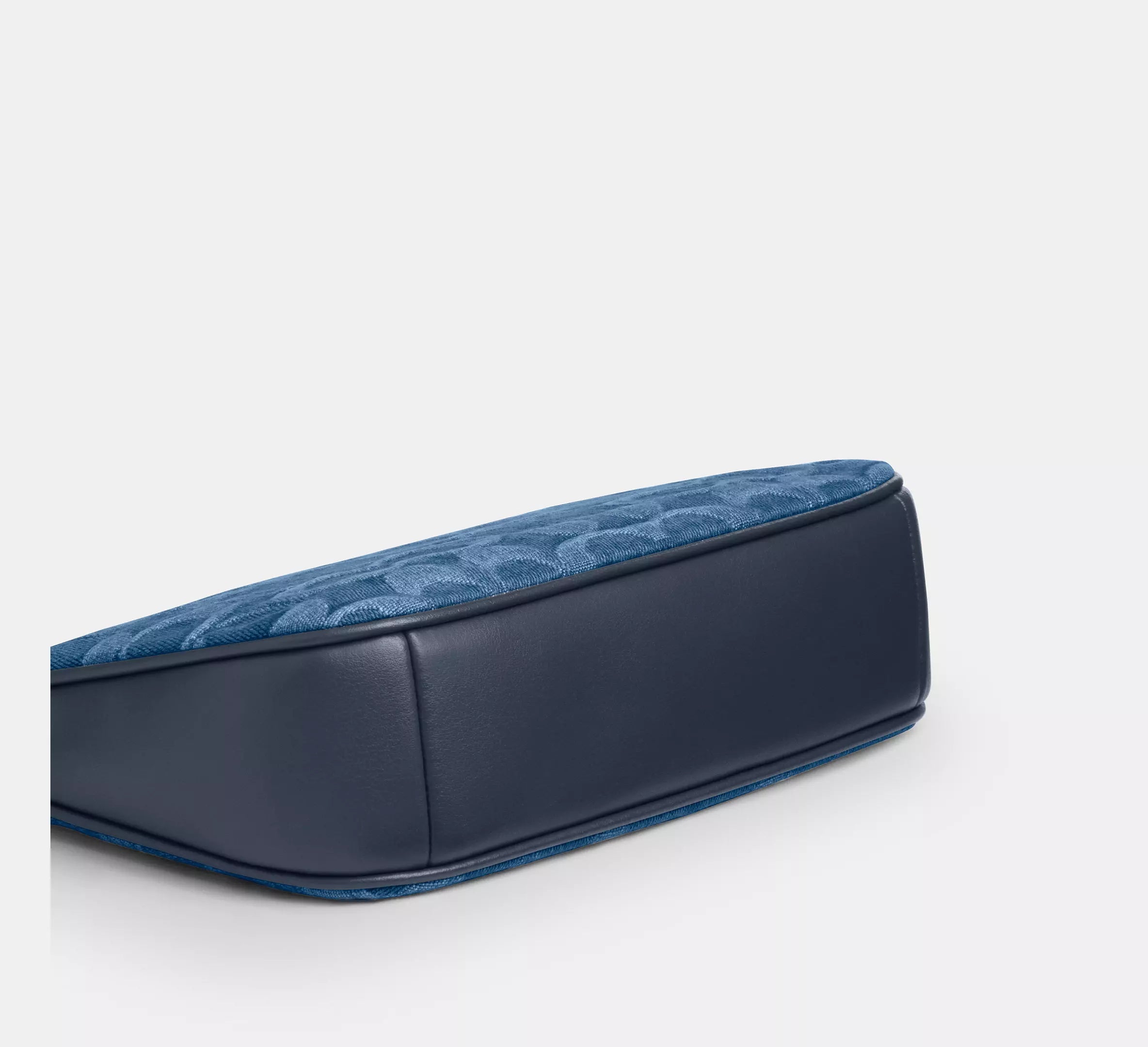 #color_CA Gold/Indigo