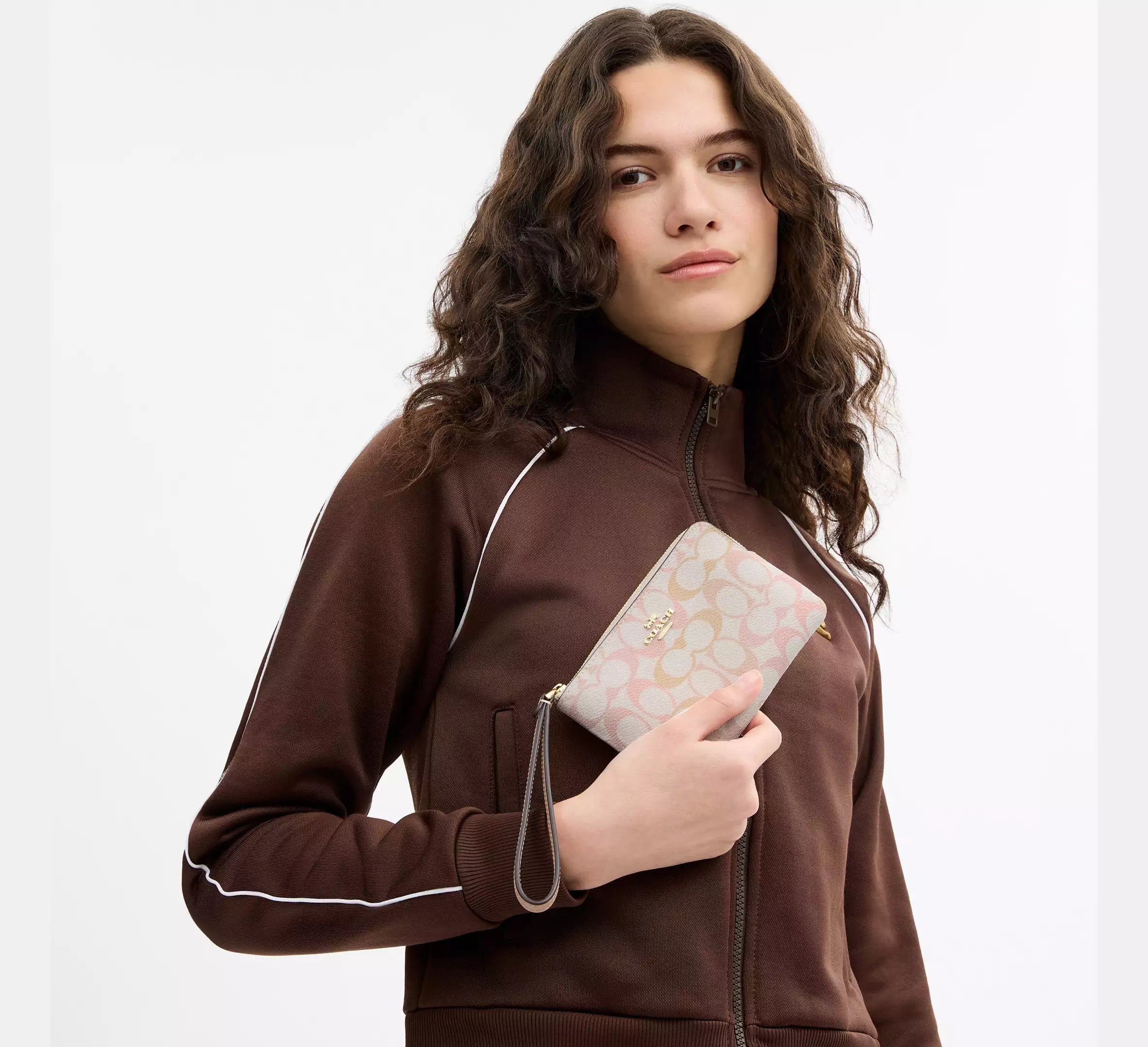 Corner Zip Wristlet In Pretty Signature Canvas