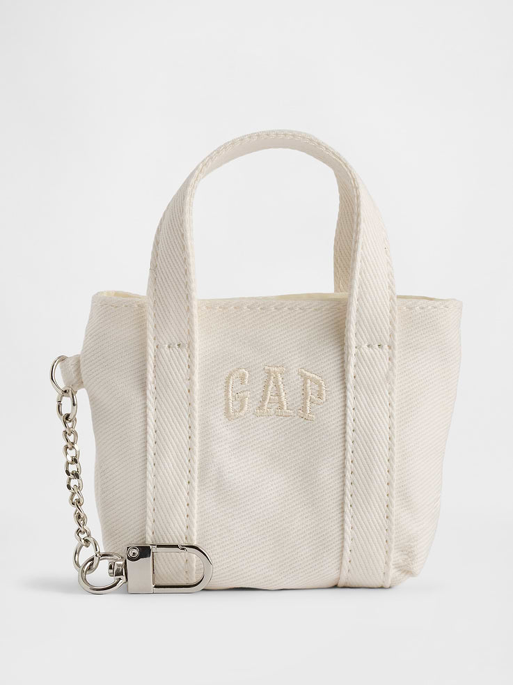 Gap Logo Tote Bag Charm White Denim vista principal #color_GAP White Denim