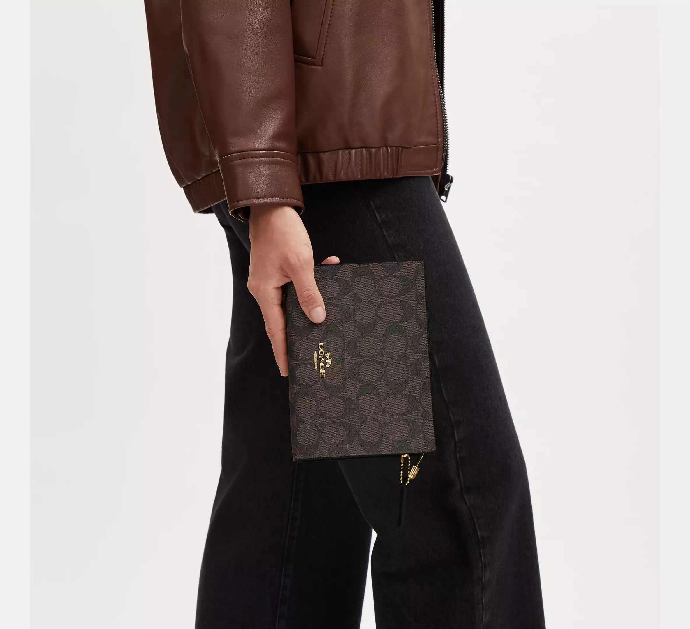 Slim Crossbody In Signature Canvas