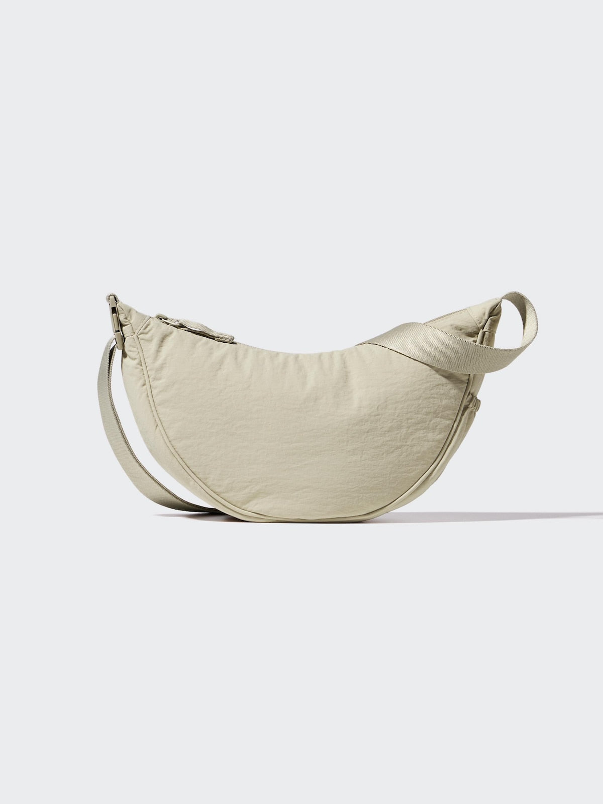 UNIQLO Round Mini Shoulder Bag color BEIGE #color_UNIQ 32 BEIGE