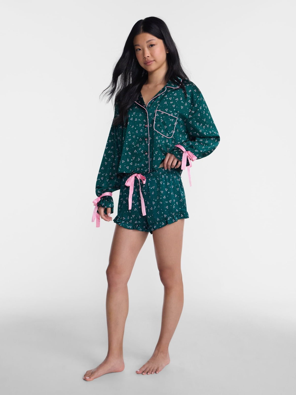 No Boundaries pijama de dos piezas Holiday Satin en diseño Pink Orchid #color_NOB Pink Orchid