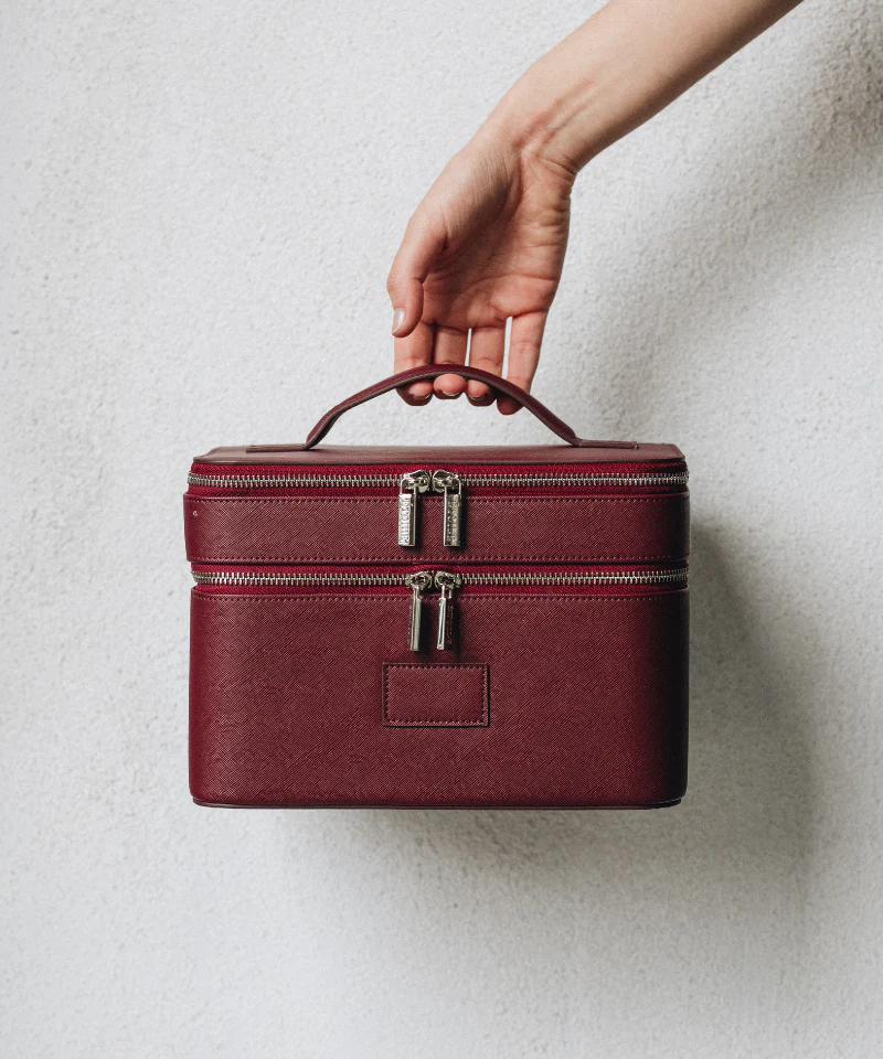 #color_ET Burgundy