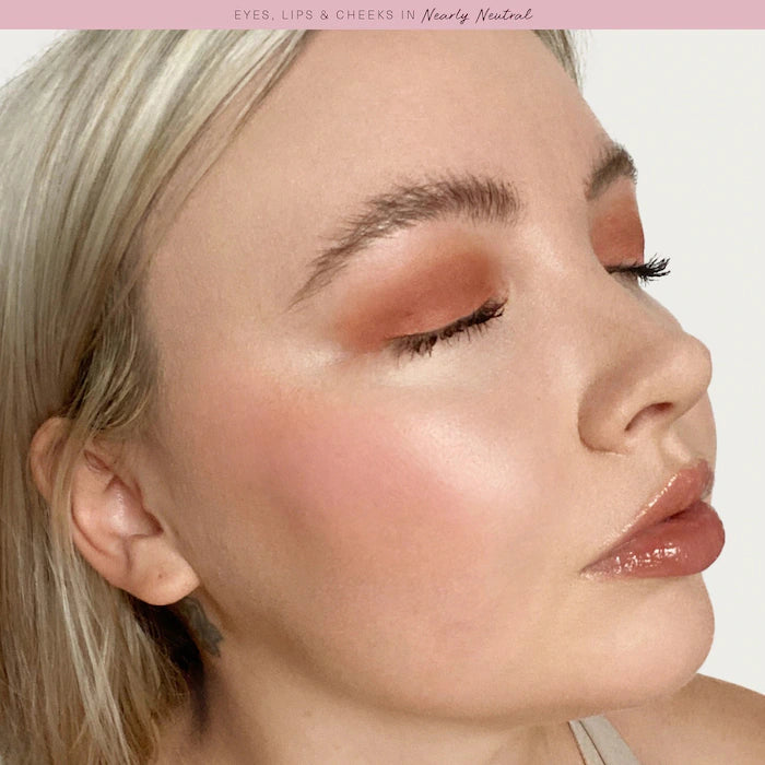 Vacay All Day Makeup Value Set