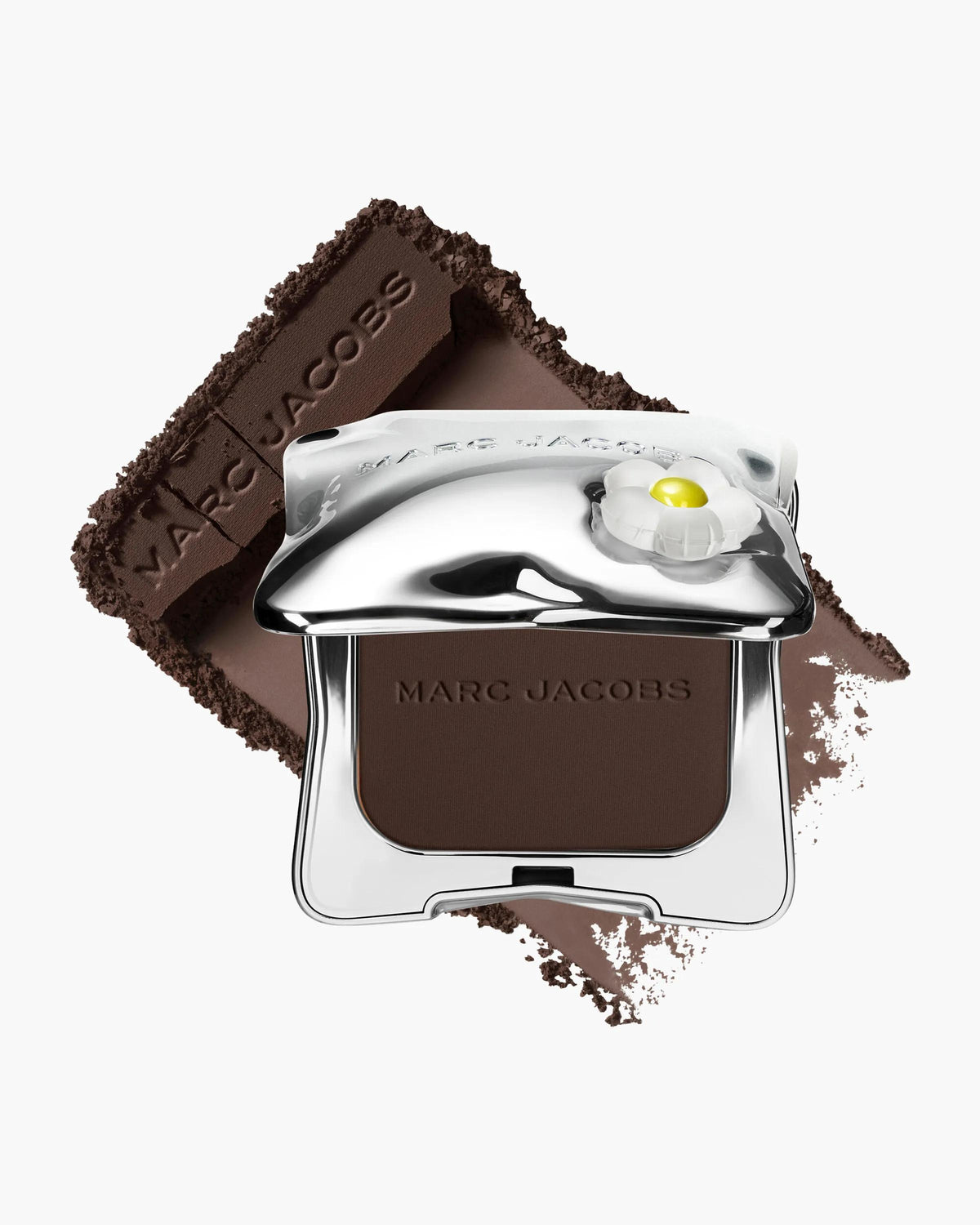 Marc Jacobs Beauty Legally Bronze bronzer en polvo tono 50 deep compacto abierto de acabado natural #color_MJ 50 Deep