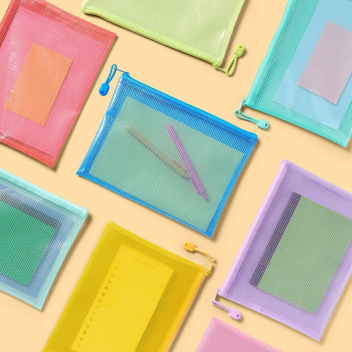 Estuches impermeables con cierre up&up de colores - detalle