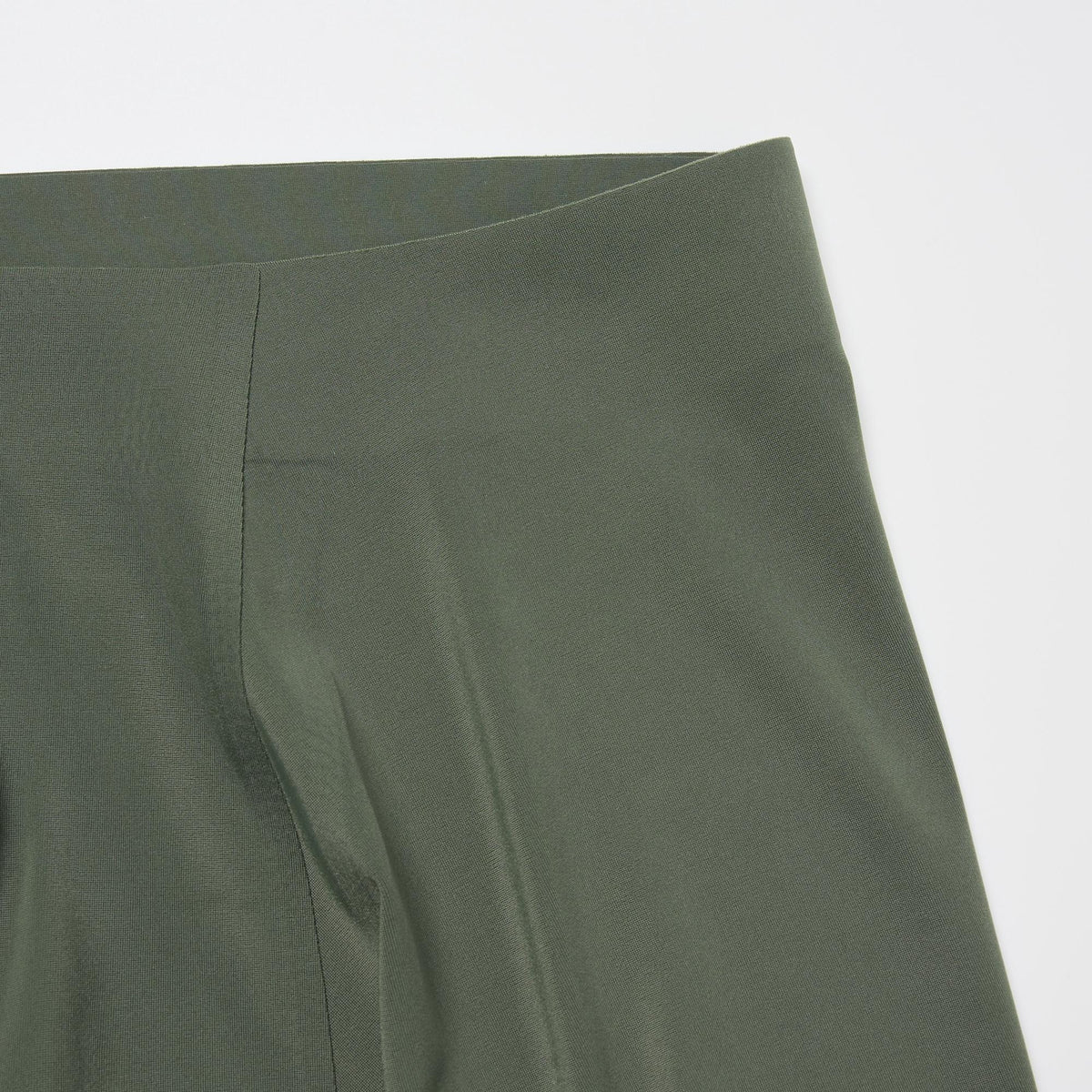 UNIQLO AIRism Ultra Seamless Boxer Briefs detalle AIRism imagen 3