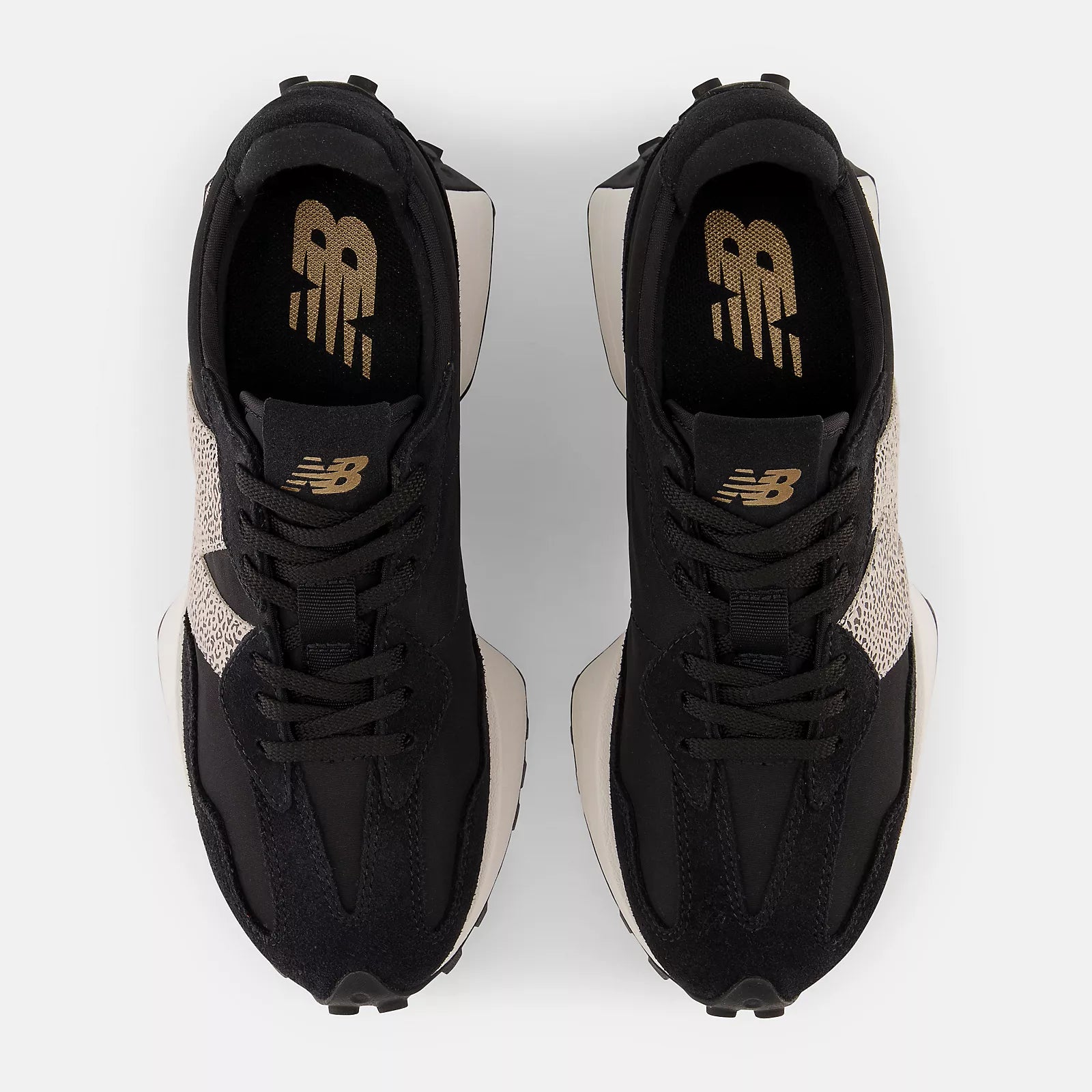 #color_NB 327 BLACK with SEA SALT