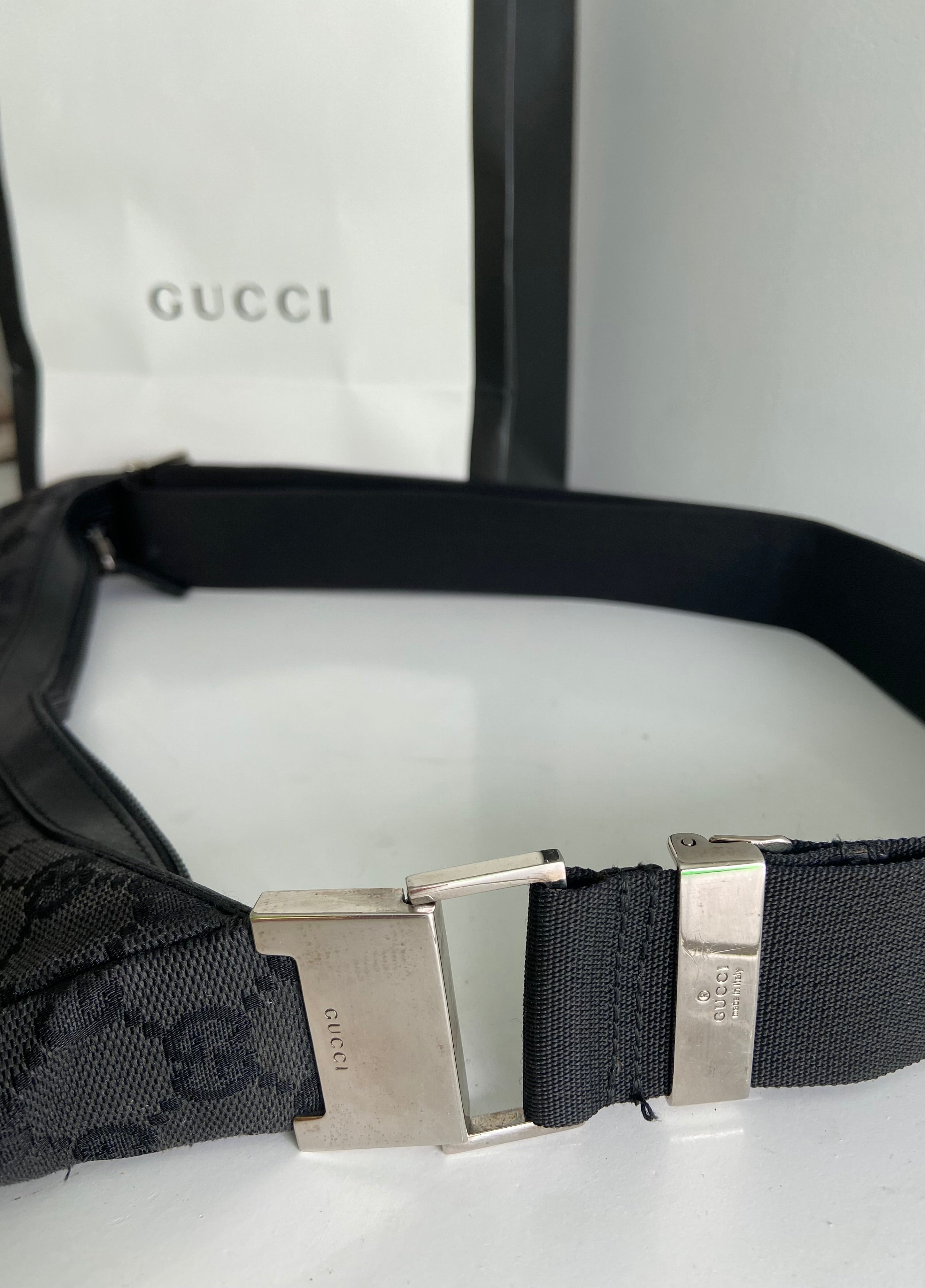 Black Vintage Gucci Crossbody-Shoulder Bag