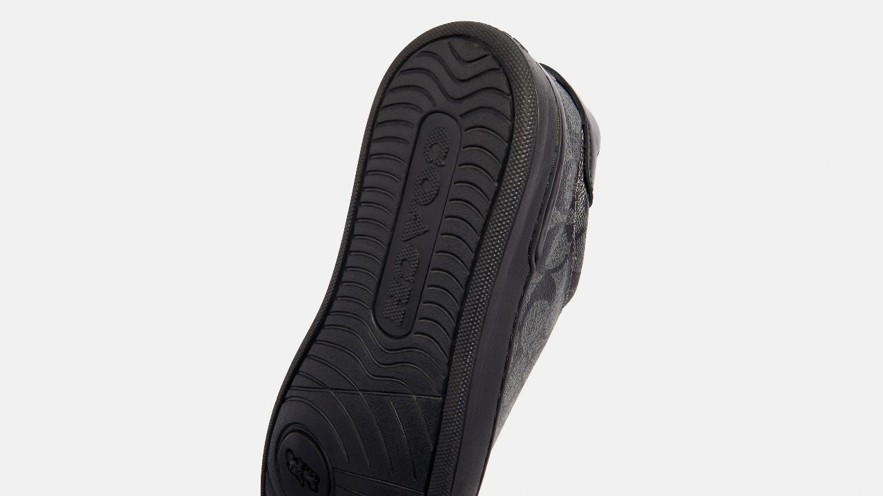 Clip Low Top Sneaker