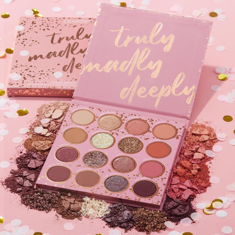 Te enamorarás irremediablemente de esta paleta de las 16 sombras de Colourpop. Los productos más famosos de ColourPop de venta en México. Ve el catálogo completo ahora.