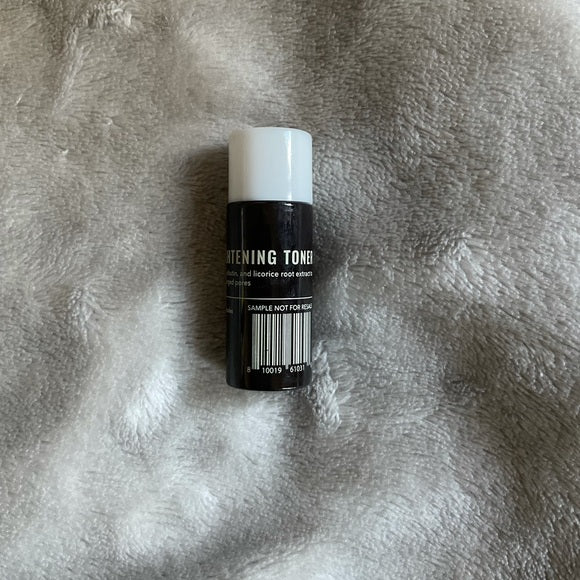 Niacinamide Brightening Toner - Tónico de niacinamida 8 ml
