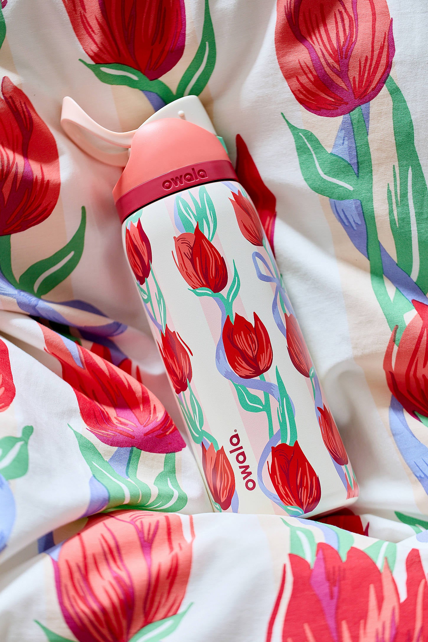 Owala UO Exclusive Tulip Bouquet FreeSip