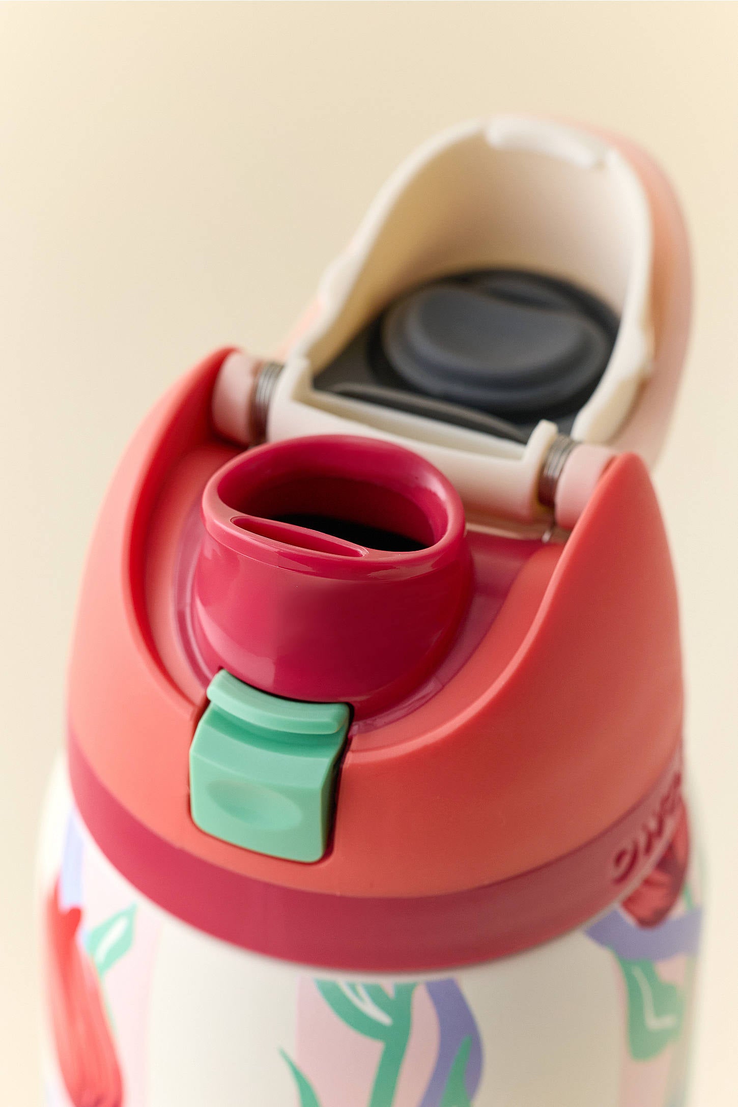 Owala UO Exclusive Tulip Bouquet FreeSip