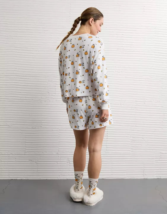 AE Luxe Plush Snoopy Halloween PJ Set - Cream