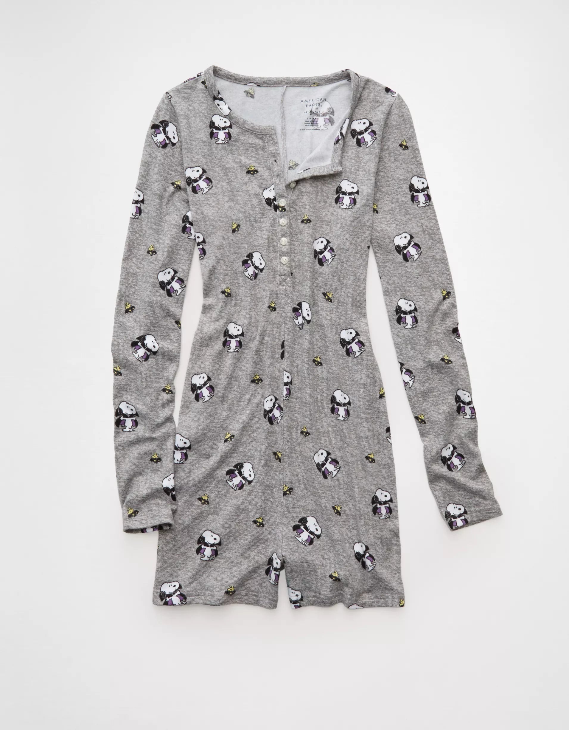American Eagle - Vampire Snoopy PJ Romper | Pijama Plush Suave