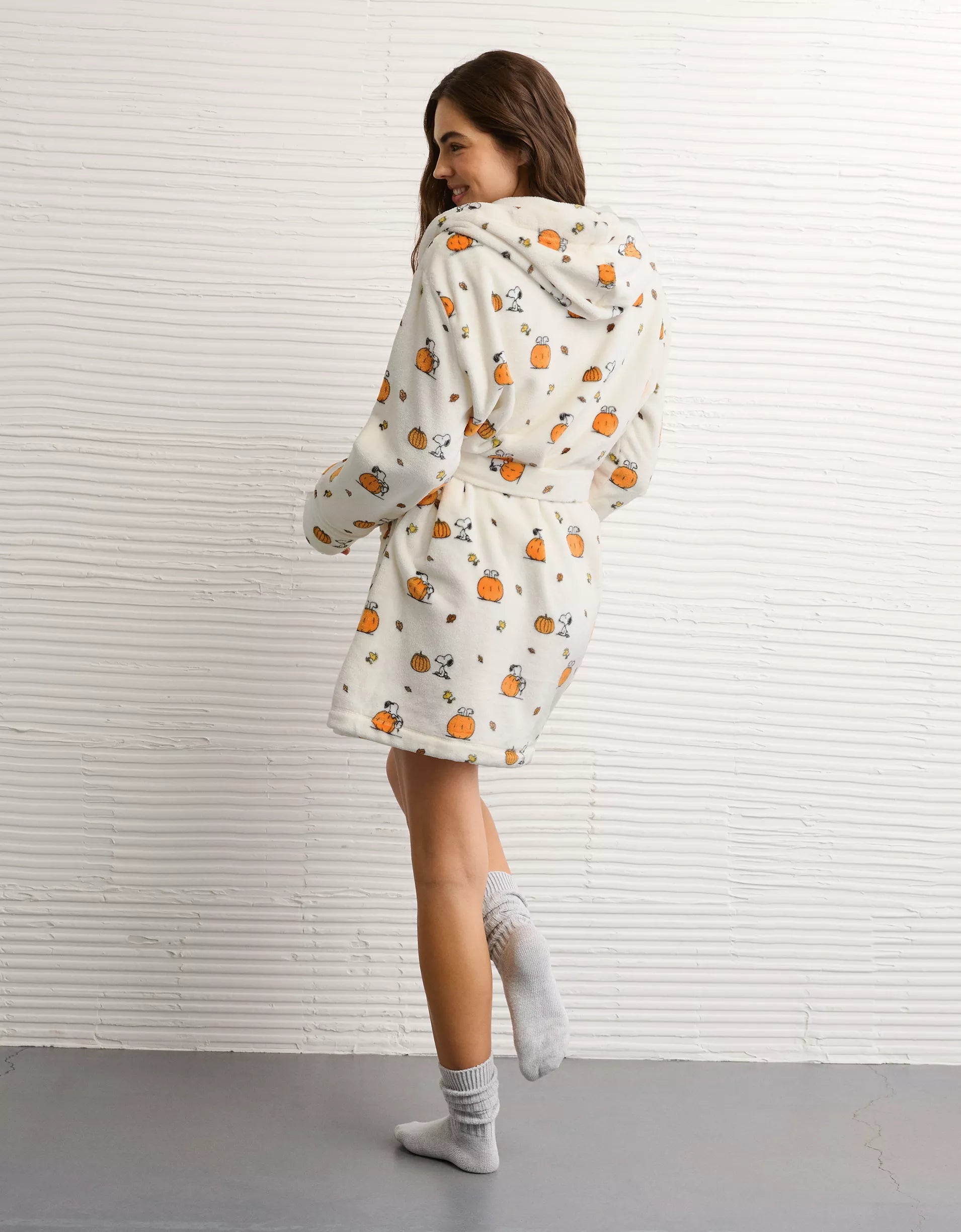 AE Snoopy Cozy Bath Robe