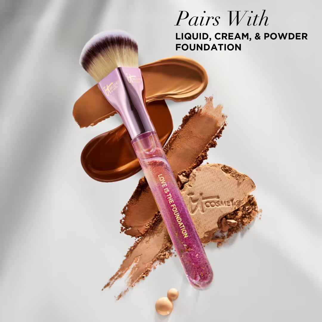 Airbrush Limited Edition Love Is The Foundation Brush