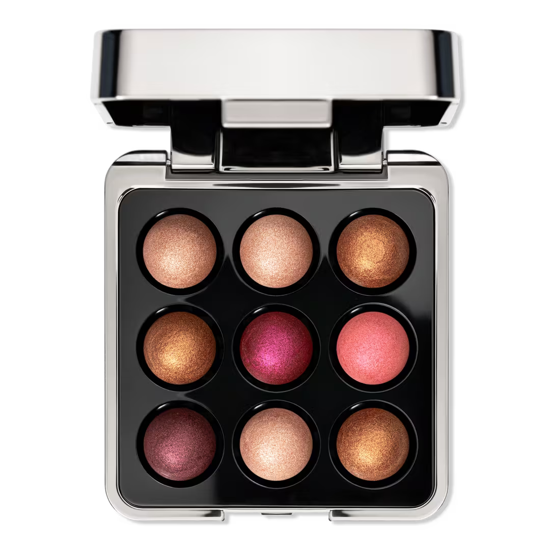 Ballet Beam Highlighting Pearls