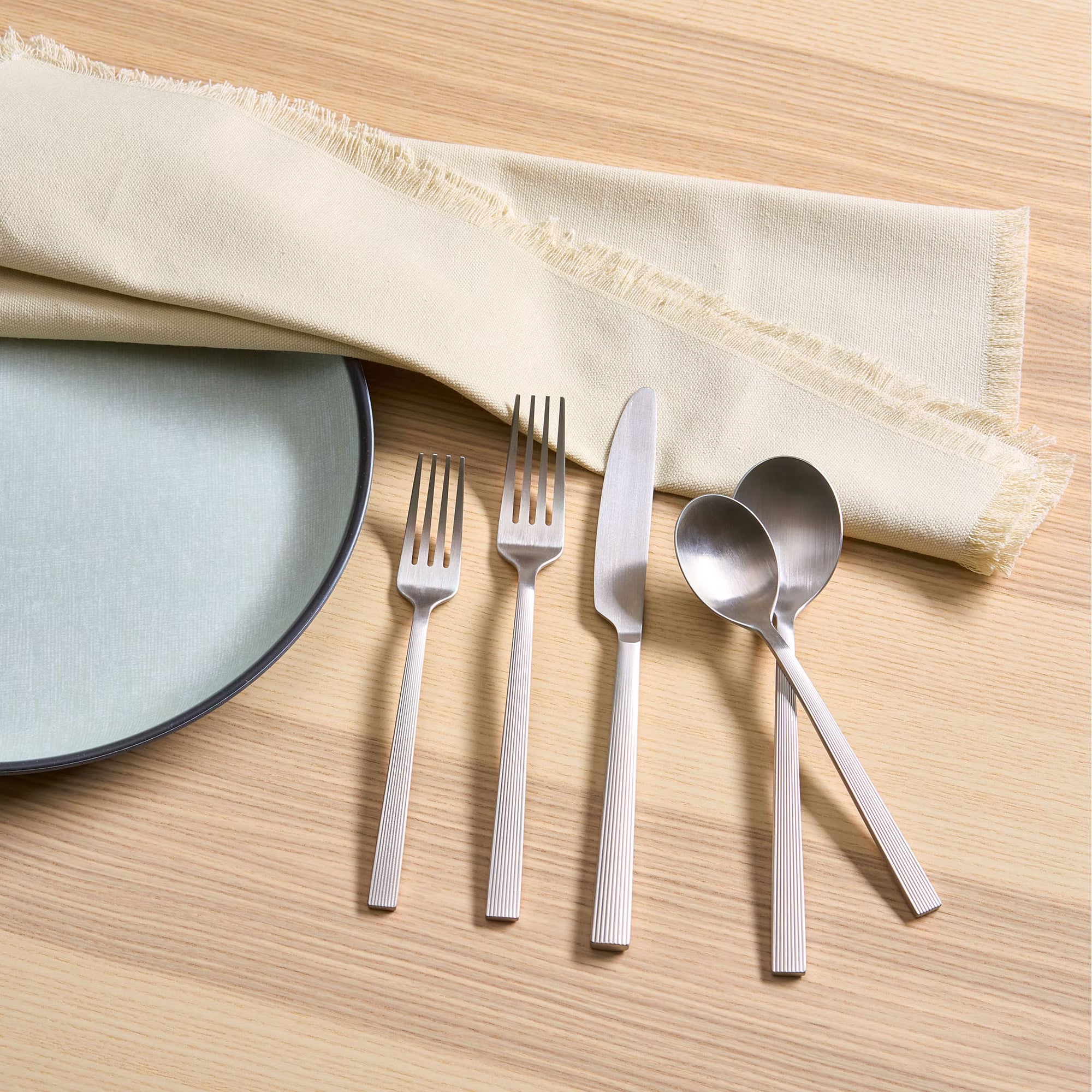 #color_BHG Silver satin