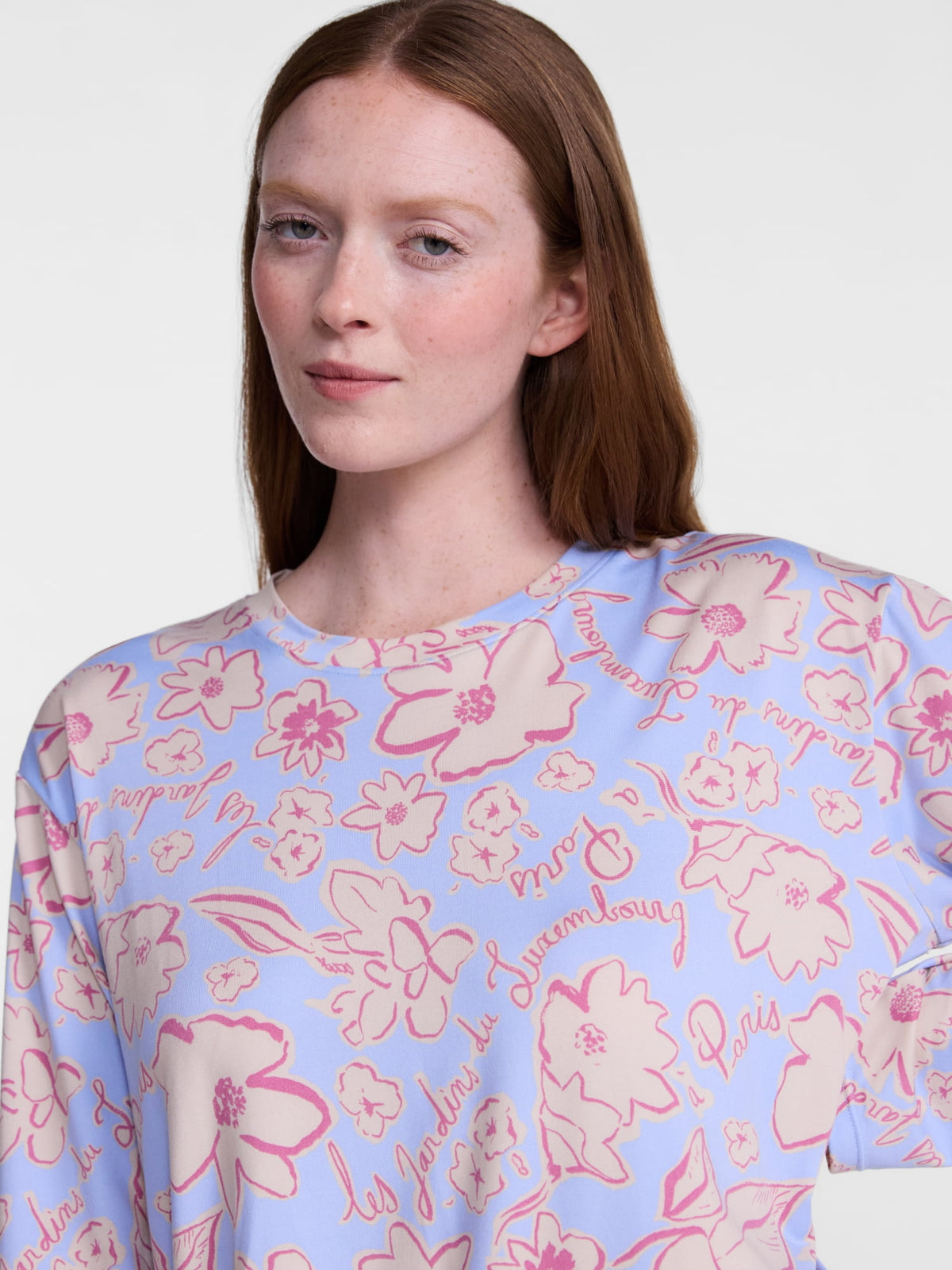 Joyspun Dreamy Soft Collection para mujer, JOS Polished Blue Paris, detalle visual de la prenda y su acabado #color_JOS Polished Blue Paris