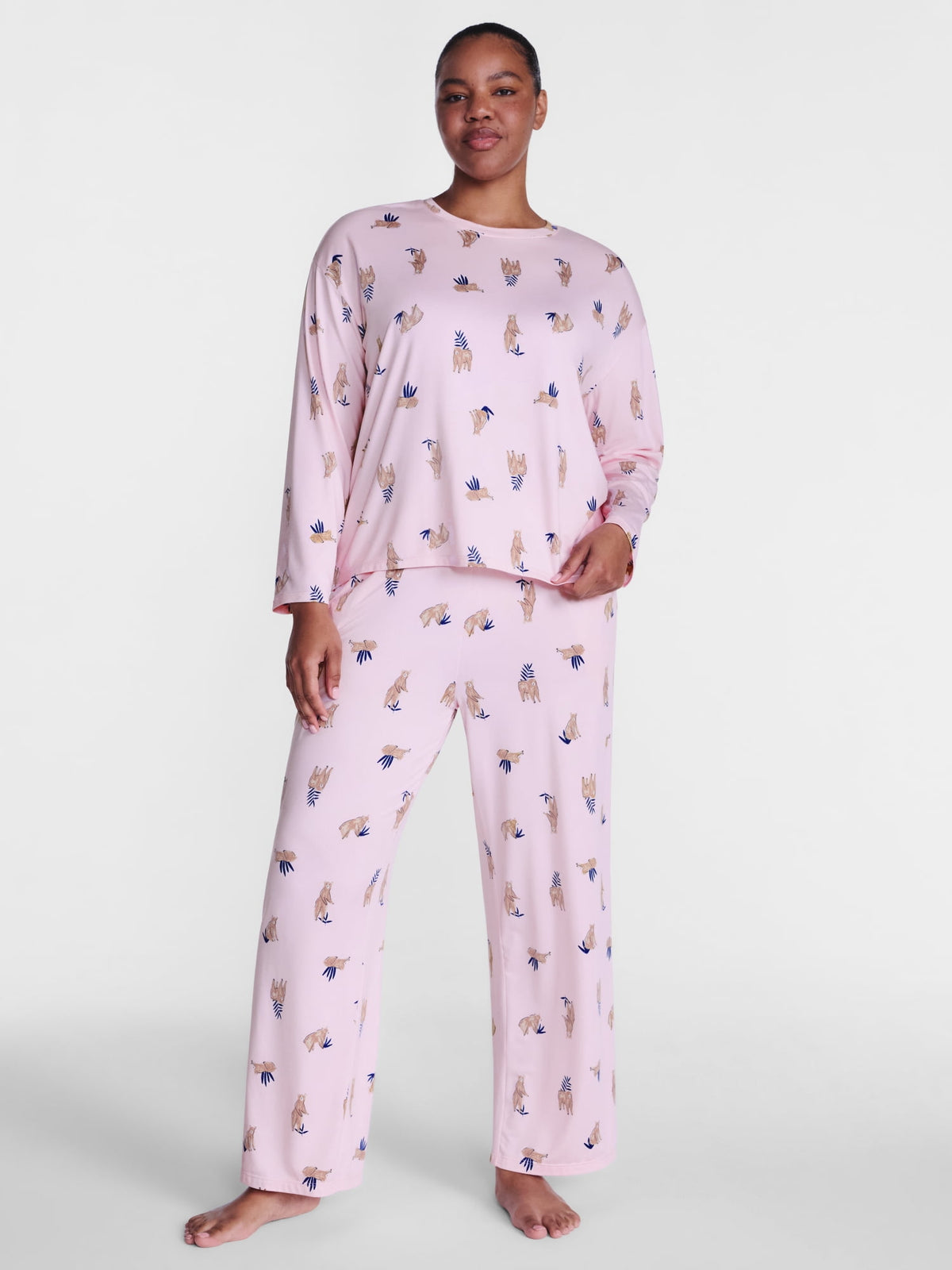 Joyspun Dreamy Soft Collection para mujer, JOS Pink City Bear, segunda vista de blusa y pantalón de descanso #color_JOS Pink City Bear