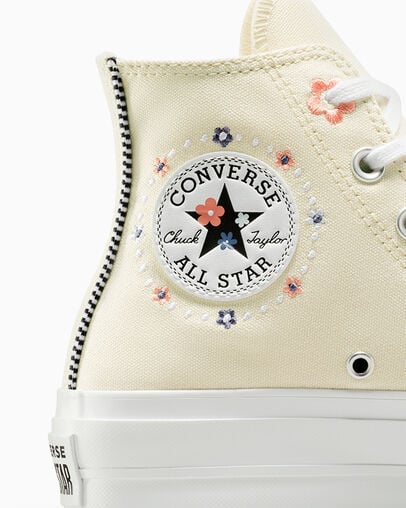 Chuck Taylor All Star Lift Platform Petite Petals