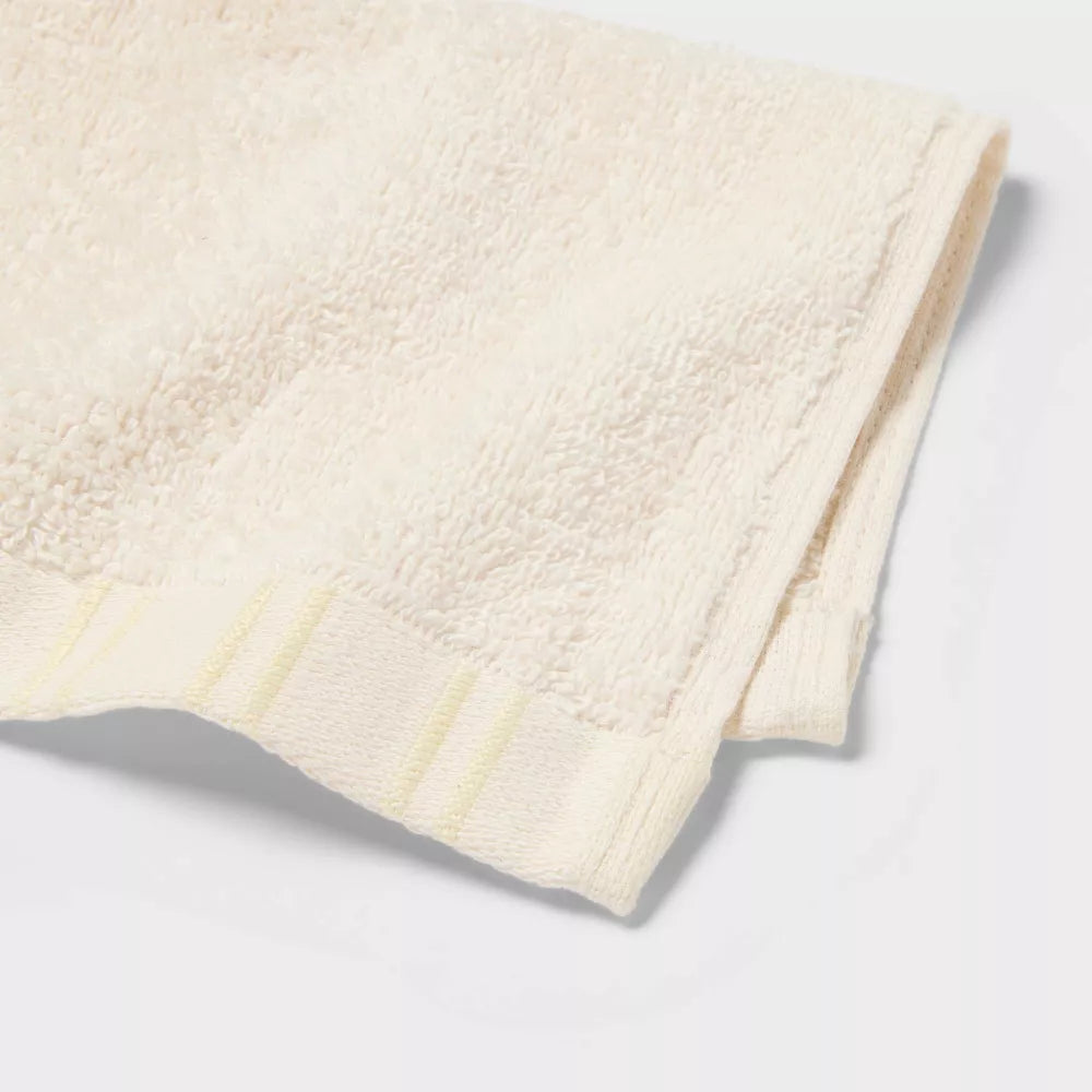 #color_RE Ivory/Yellow