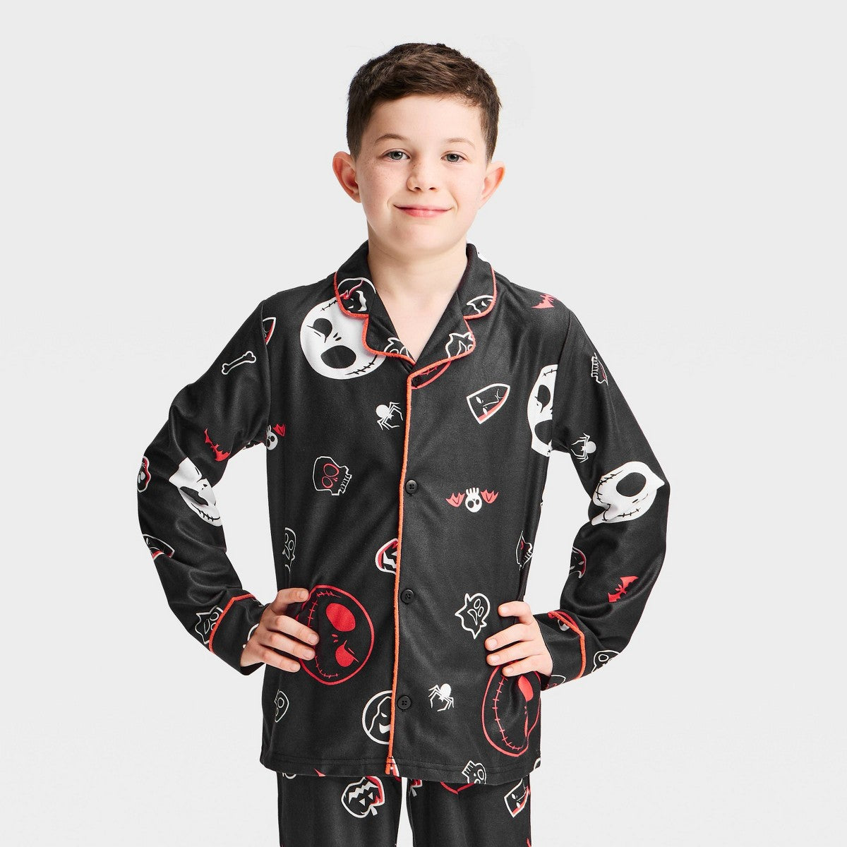 Pijama The Nightmare Before Christmas para niño detalle de camisa abotonada