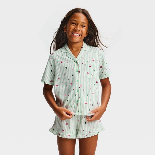 Conjunto de pijama Art Class verde de dos piezas para niña, camisa y short