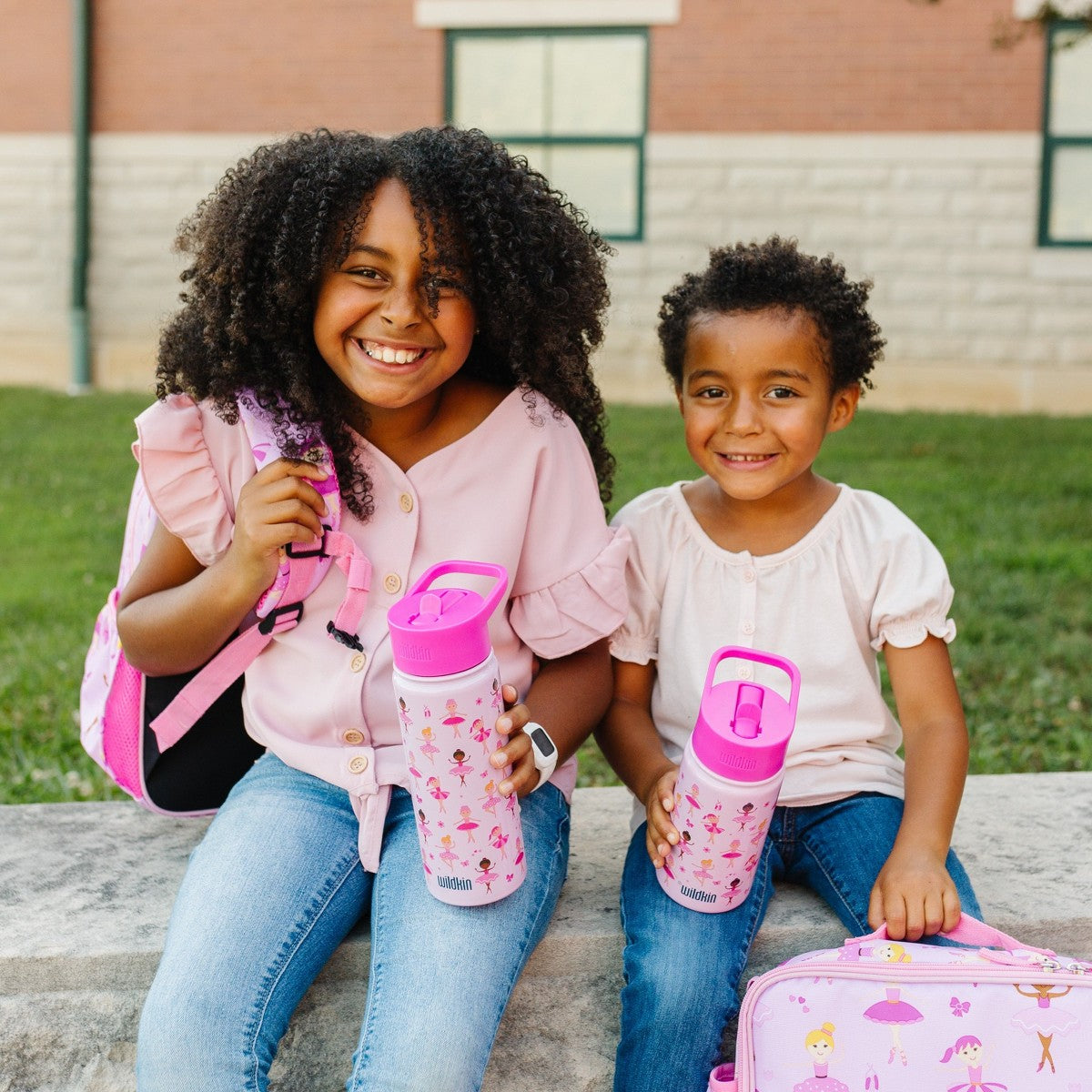 Termo infantil Wildkin de acero inoxidable Ballerina, vista del producto #color_WIK Ballerina