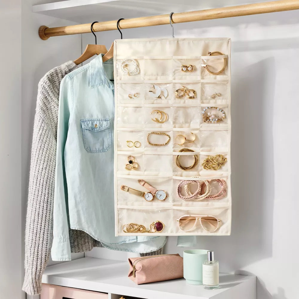 Hanging Jewelry Organizer Off-White