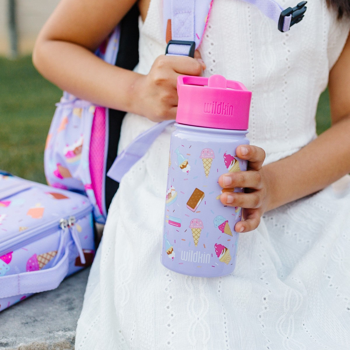 Termo infantil Wildkin de acero inoxidable Sweet Dreams, vista del producto #color_WIK Sweet Dreams