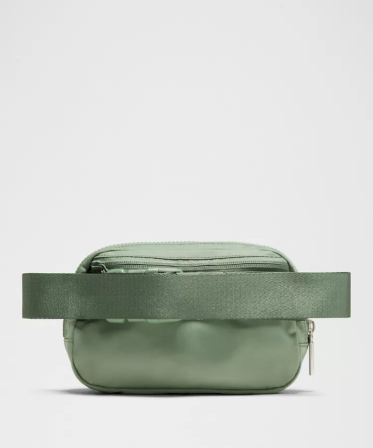 Everywhere Belt Bag 1L