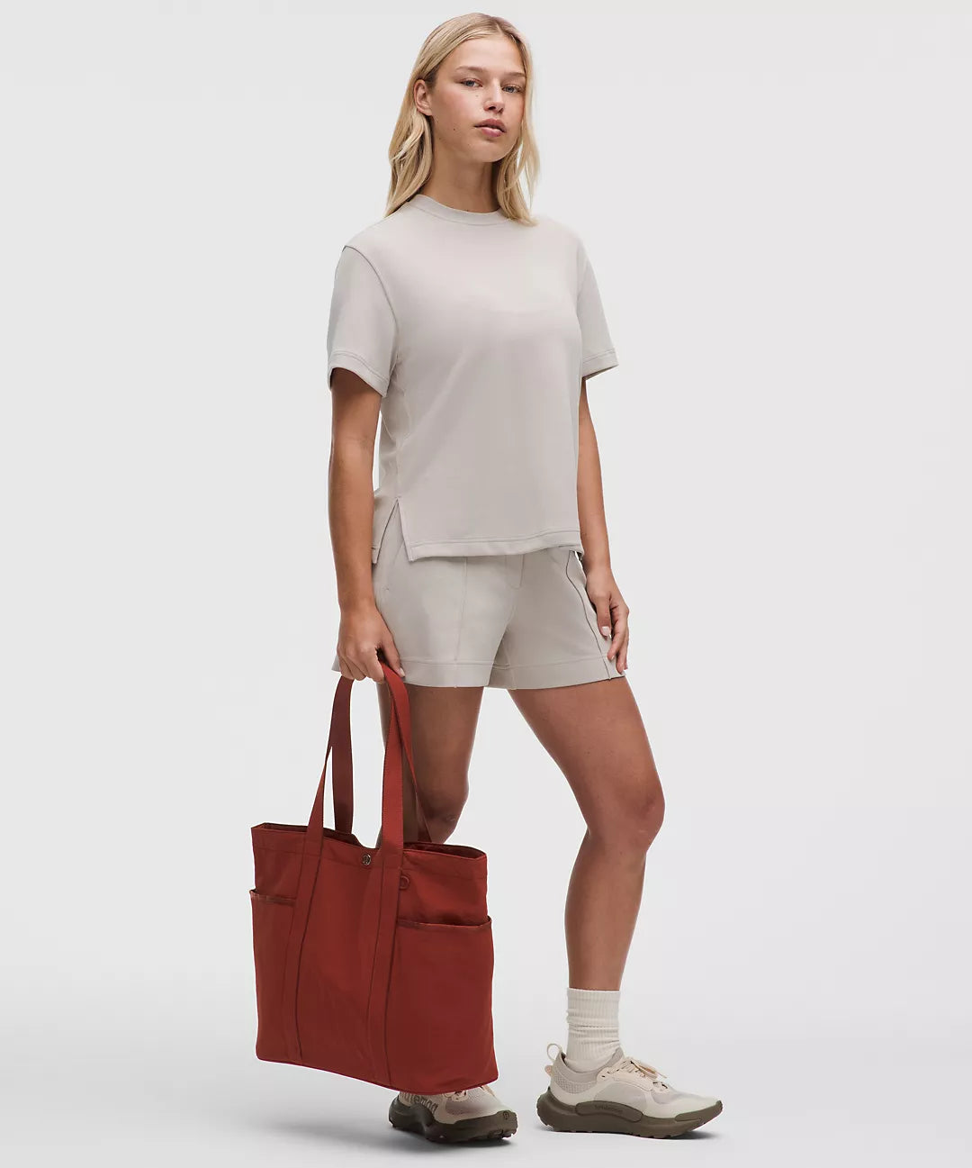 Daily Multi-Pocket Tote Bag 20L